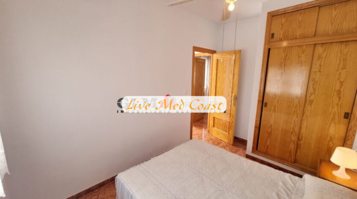 Image No.10-4 Bed Townhouse for sale