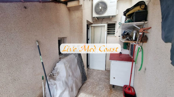 Image No.25-3 Bed Townhouse for sale