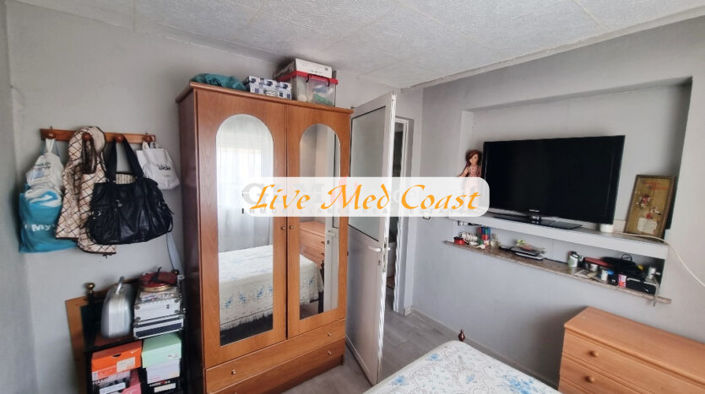 Image No.30-3 Bed Townhouse for sale