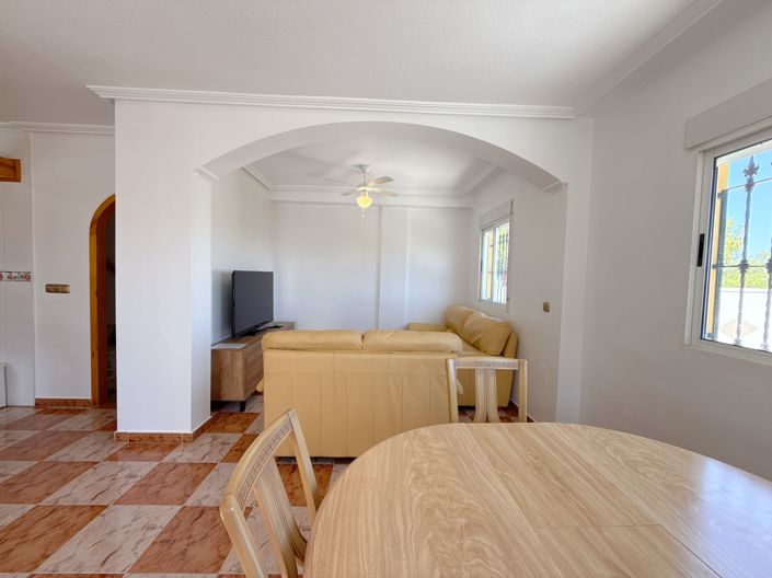 Image No.14-2 Bed Townhouse for sale