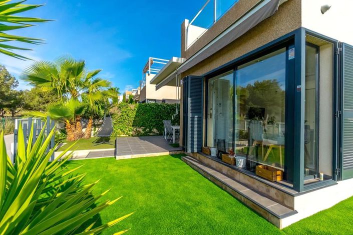 Image No.19-3 Bed Villa for sale