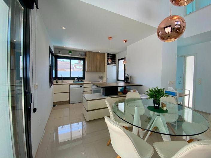 Image No.5-3 Bed Villa for sale