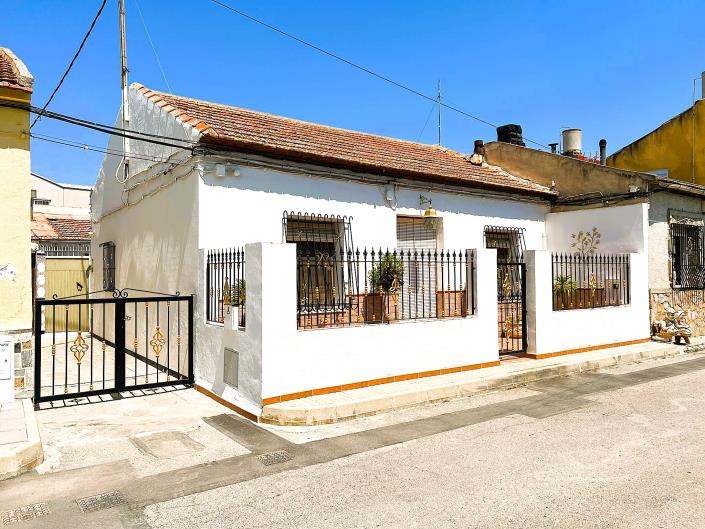 Image No.1-Maison de campagne de 3 chambres à vendre à Rafal