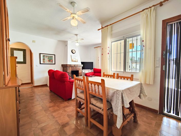 Image No.17-3 Bed Apartment for sale