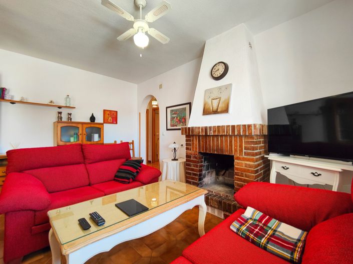 Image No.22-3 Bed Apartment for sale