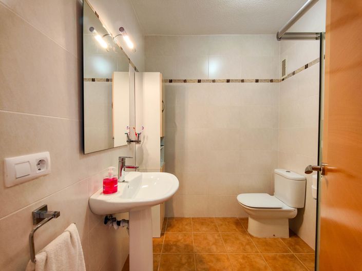 Image No.33-3 Bed Apartment for sale