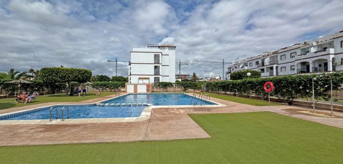 Image No.2-Appartement de 2 chambres à vendre à Punta Prima