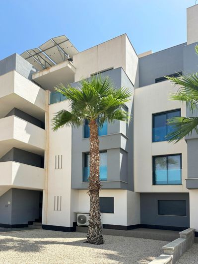 Image No.37-3 Bed Apartment for sale