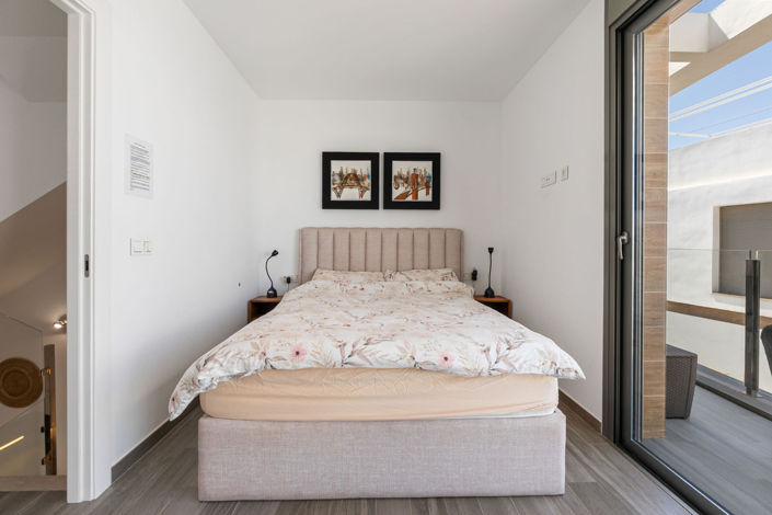 Image No.12-3 Bed Villa for sale