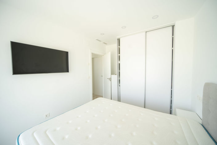 Image No.10-2 Bed Villa for sale