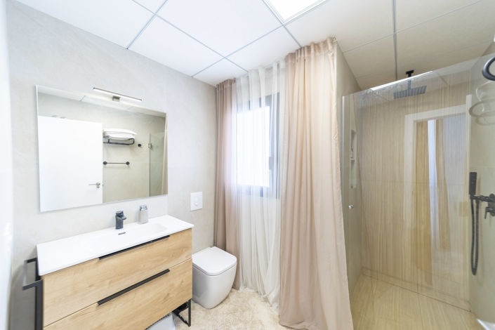 Image No.11-2 Bed Villa for sale