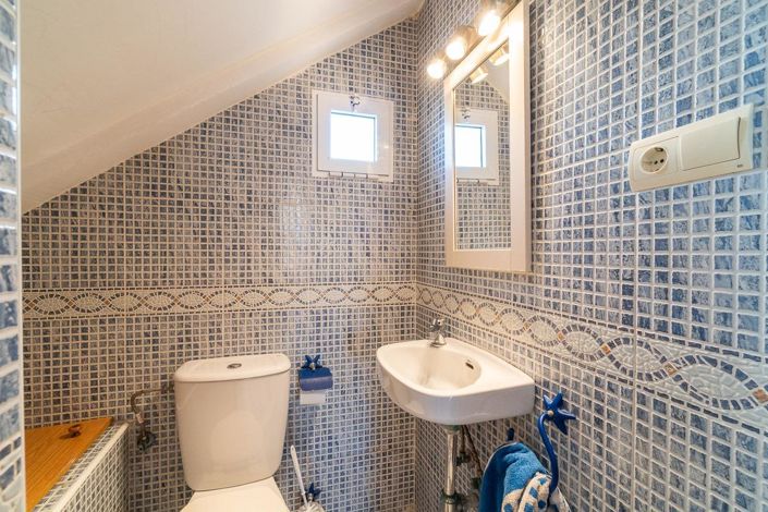 Image No.20-4 Bed Villa for sale