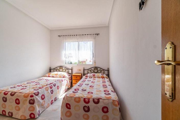 Image No.36-4 Bed Villa for sale