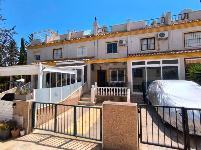 Image No.1-2 Bed Townhouse for sale