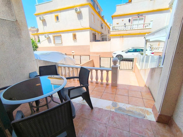 Image No.5-2 Bed Townhouse for sale