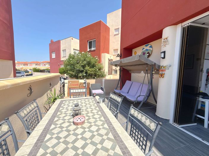 Image No.10-3 Bed Townhouse for sale