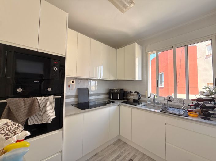 Image No.11-3 Bed Townhouse for sale