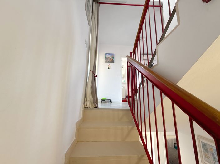 Image No.16-3 Bed Townhouse for sale