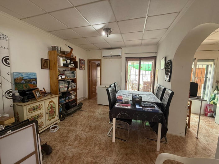 Image No.4-2 Bed Townhouse for sale