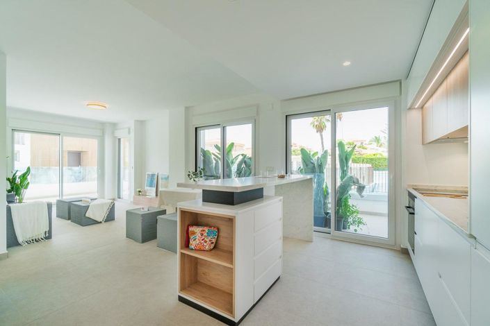 Image No.1-3 Bed Apartment for sale