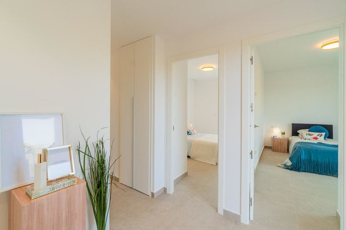 Image No.18-3 Bed Apartment for sale