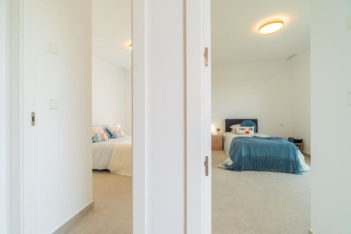 Image No.22-3 Bed Apartment for sale