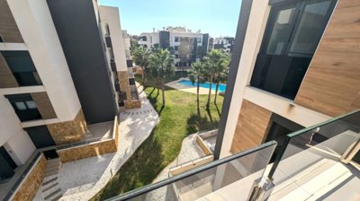 69716penthouse-villamartin-los-altos12