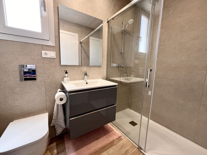 Image No.20-2 Bed Penthouse for sale