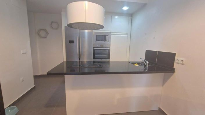 Image No.22-2 Bed Townhouse for sale