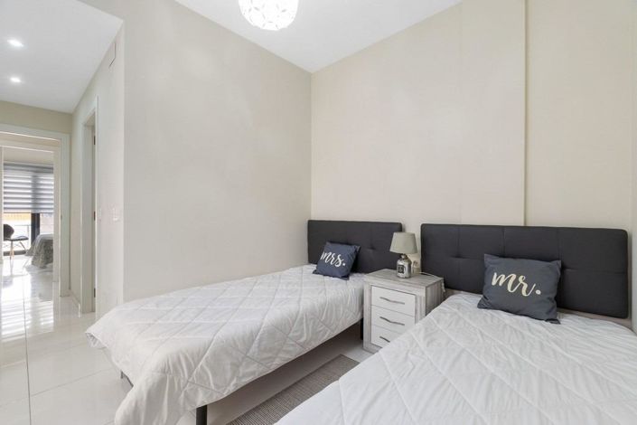 Image No.15-Appartement de 2 chambres à vendre à Los Altos