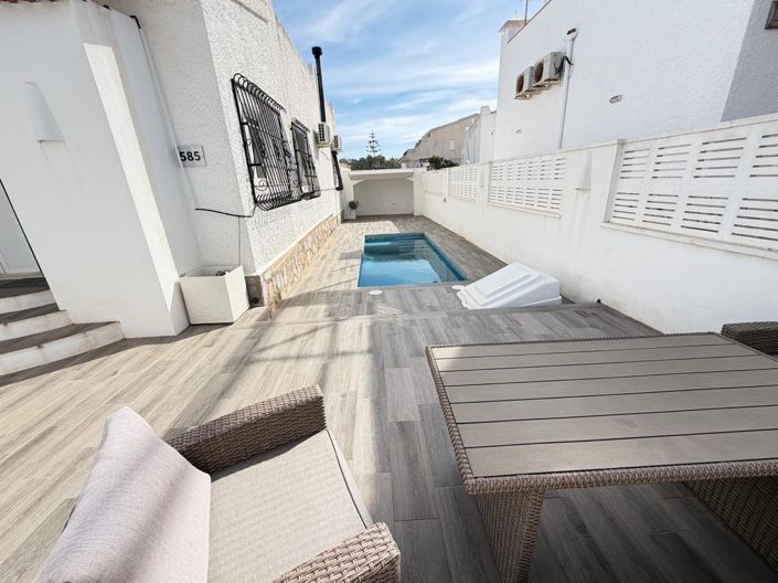 Image No.27-2 Bed Villa for sale