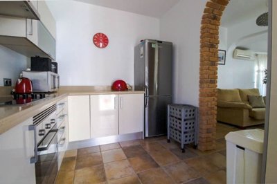 69871lazeniabeachsidevilla4
