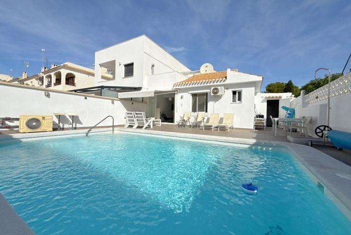 Image No.1-3 Bed Villa for sale