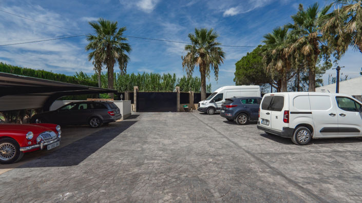 Image No.3-6 Bed Country House for sale