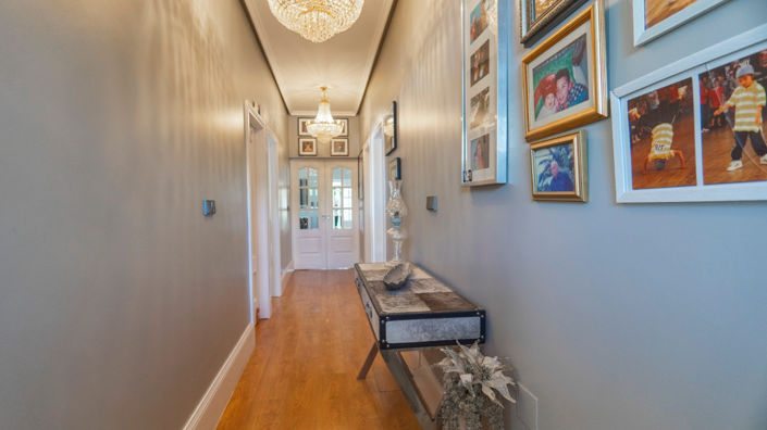 Image No.40-6 Bed Country House for sale