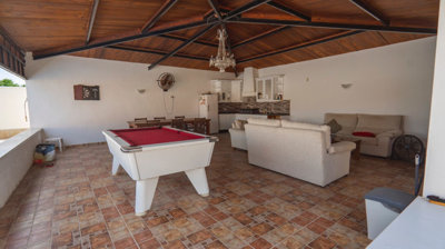 69831resale-detached-villa-heredadeswith-stab