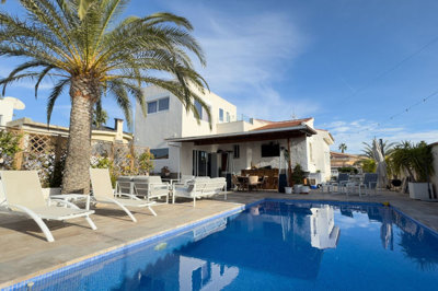 Live Med Coast SL most sold property
