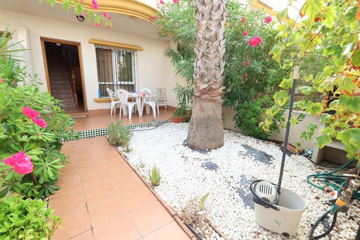 Image No.1-3 Bed Townhouse for sale