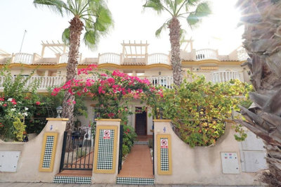 Villa de 3 chambres à vendre à Orihuela