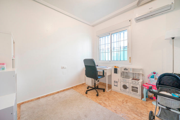 Image No.15-3 Bed Villa for sale