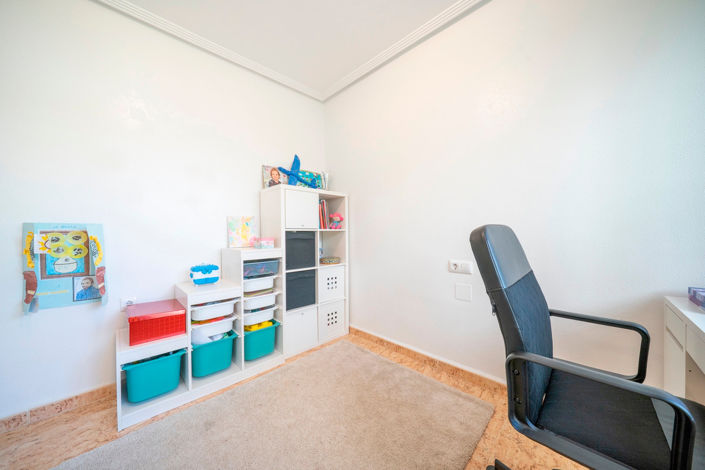 Image No.17-3 Bed Villa for sale