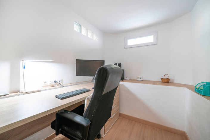 Image No.32-3 Bed Villa for sale