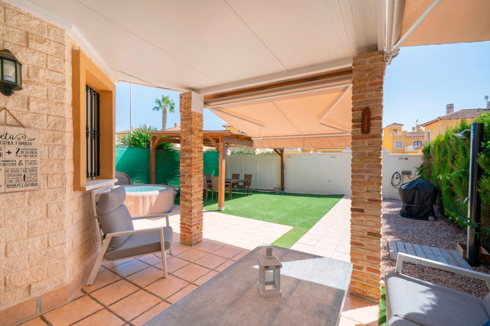 Image No.5-3 Bed Villa for sale