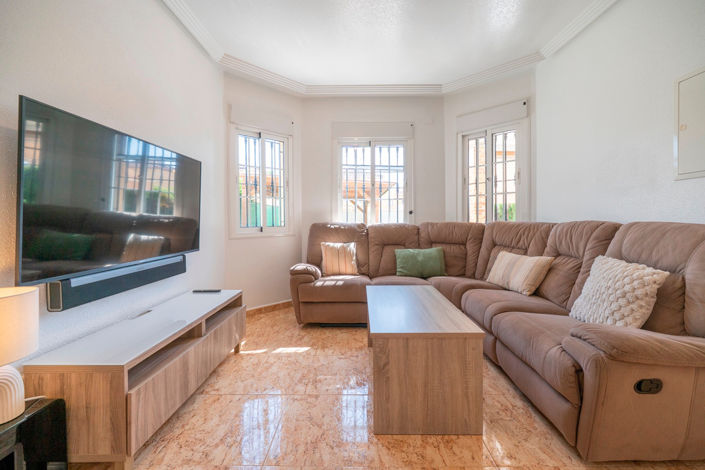 Image No.7-3 Bed Villa for sale