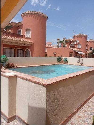 Image No.2-Villa de 3 chambres à vendre à Playa Flamenca