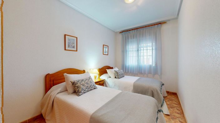 Image No.15-2 Bed Apartment for sale