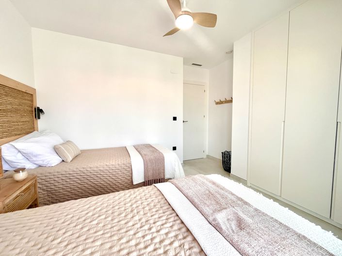 Image No.10-2 Bed Apartment for sale