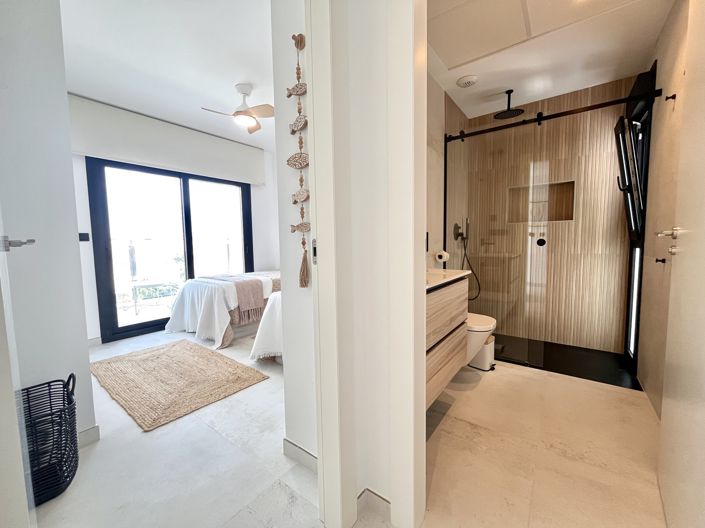 Image No.13-2 Bed Apartment for sale