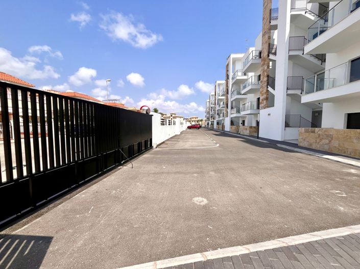 Image No.27-2 Bed Apartment for sale