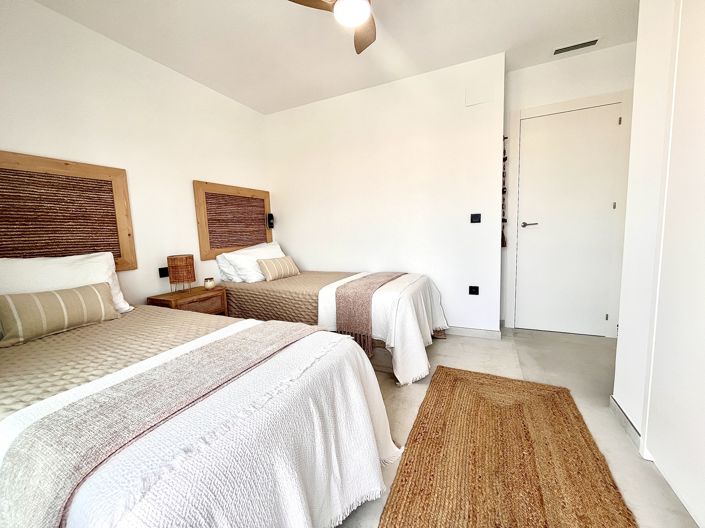 Image No.9-2 Bed Apartment for sale